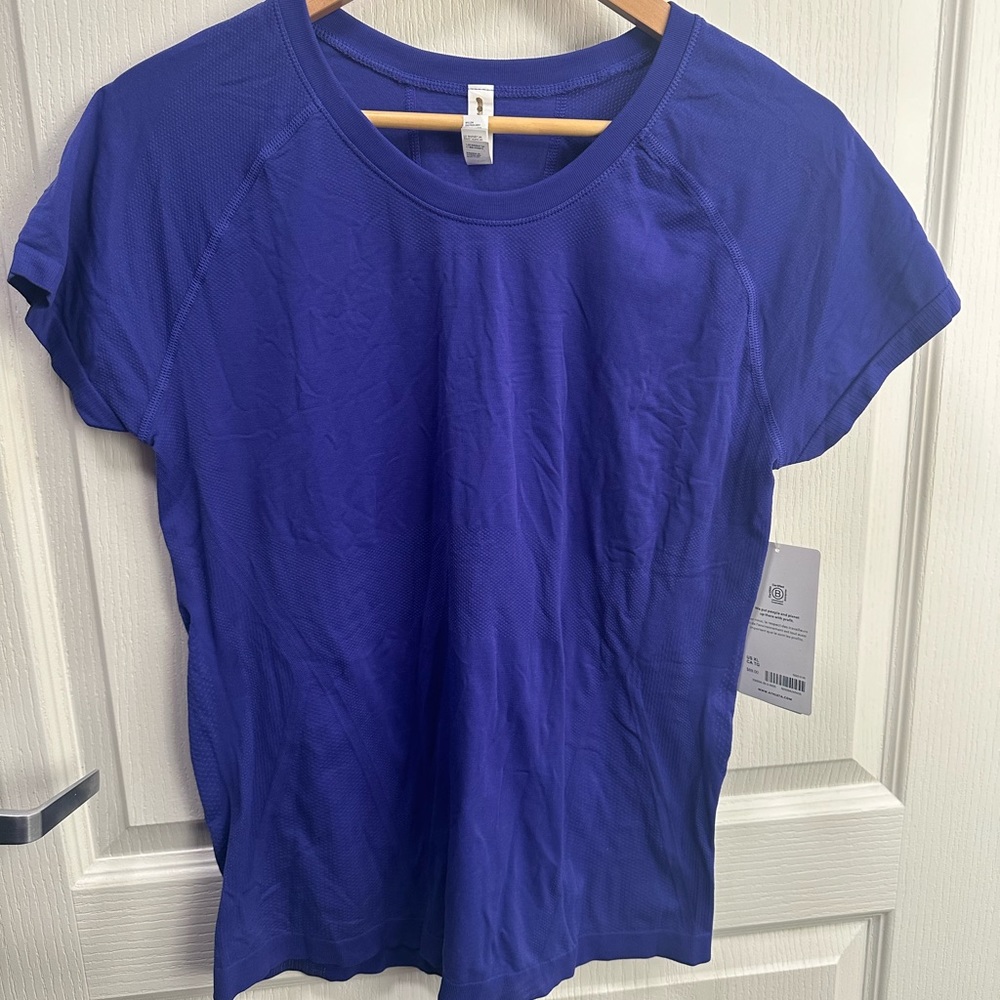 006 NWT ATHLETA Momentum Seamless Tee.  Size XL.